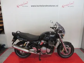 Suzuki GSX 1200