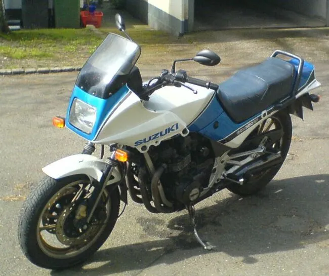 Suzuki GSX550 EF classic motorcycle