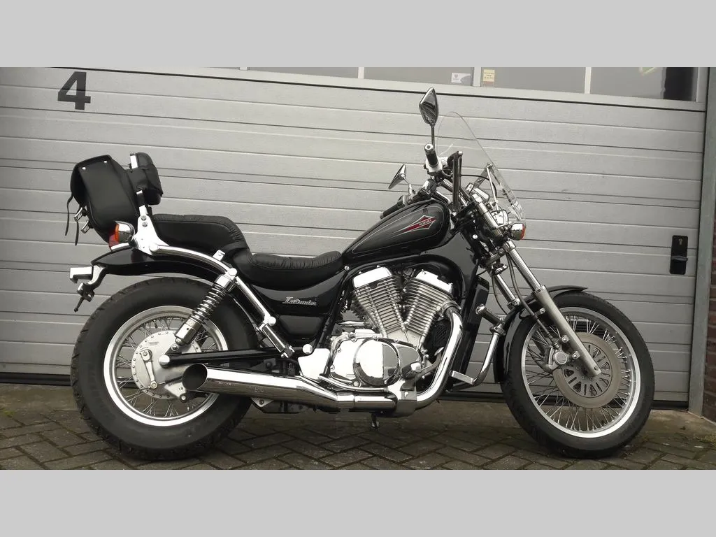 Suzuki VS 400 Intruder
