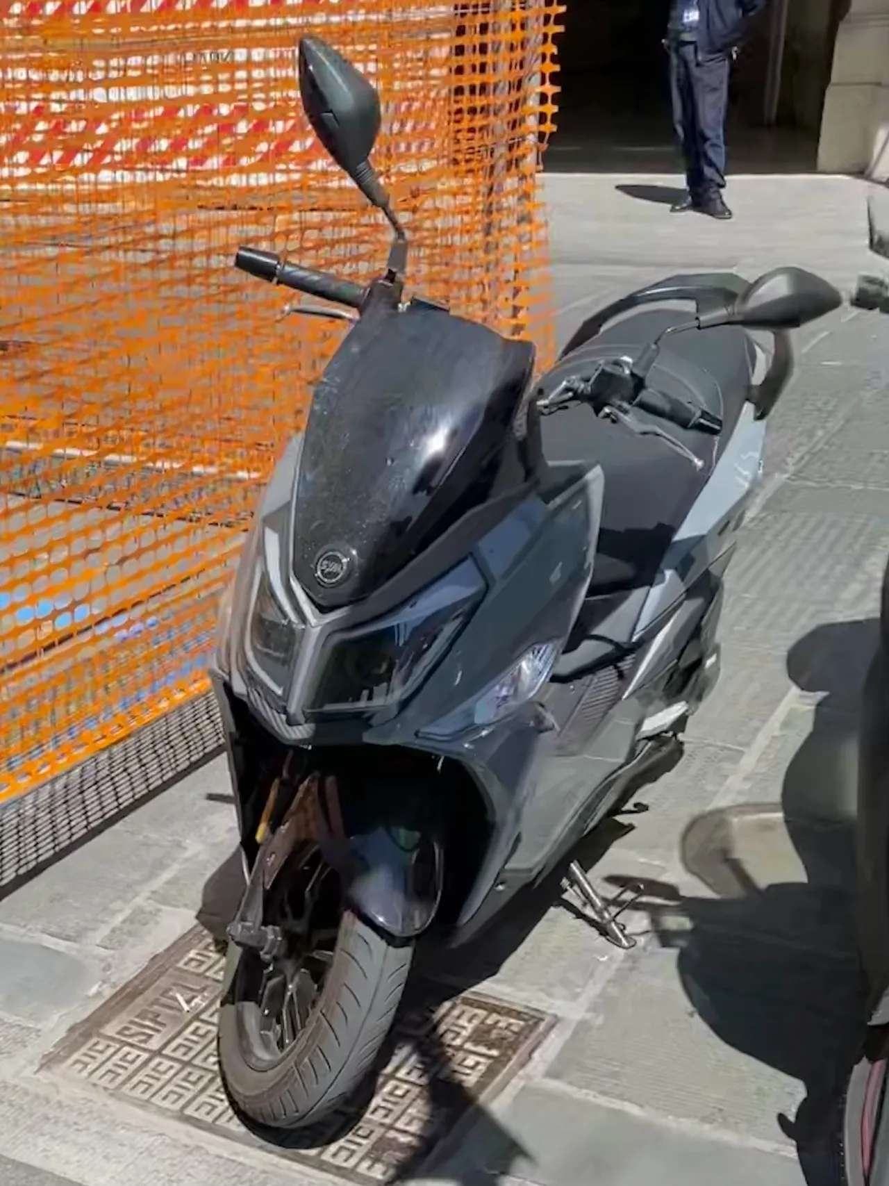 SYM Jet 14 scooter op straat in Avellino