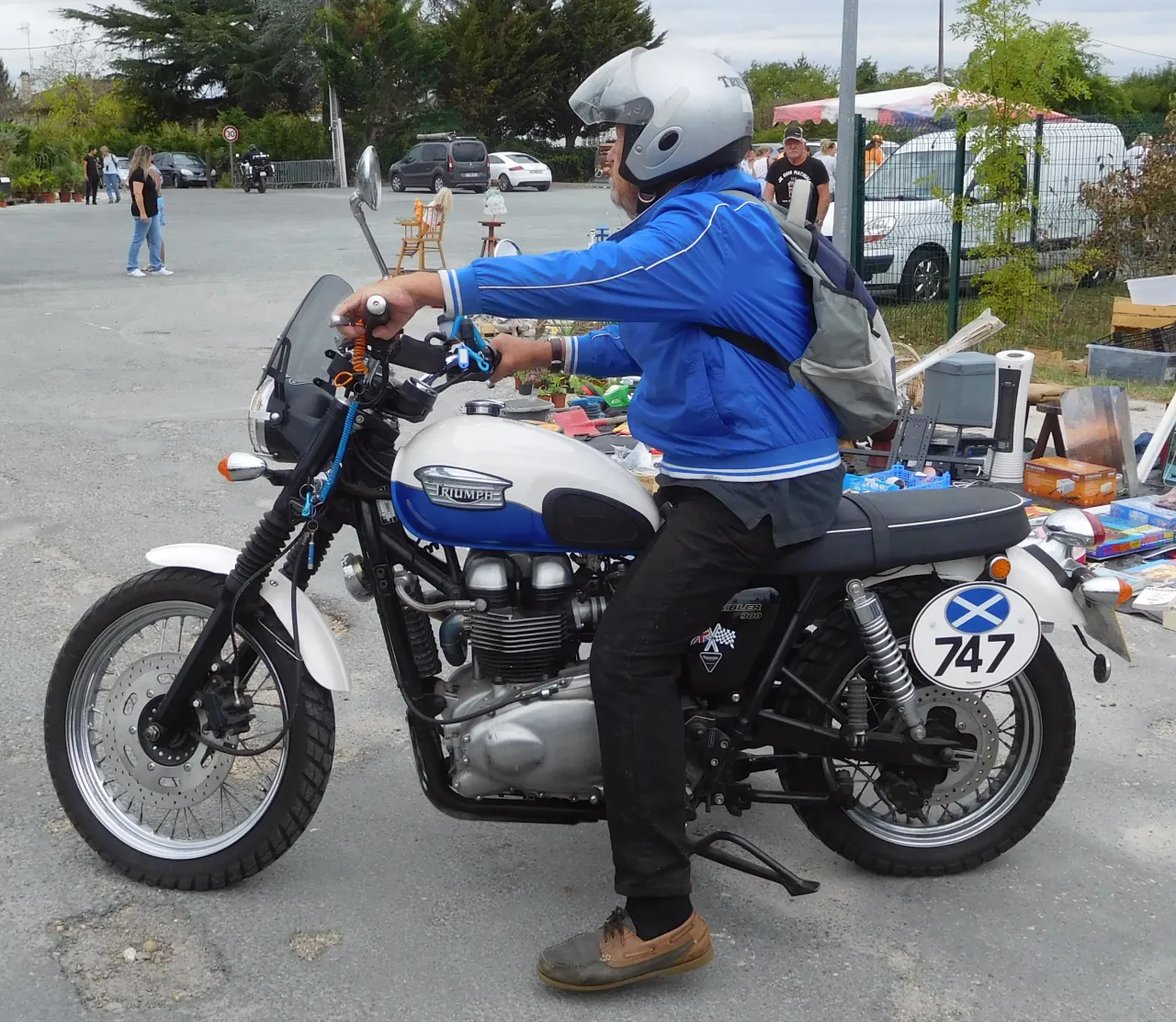 Triumph Scrambler 900 three-quarter front view