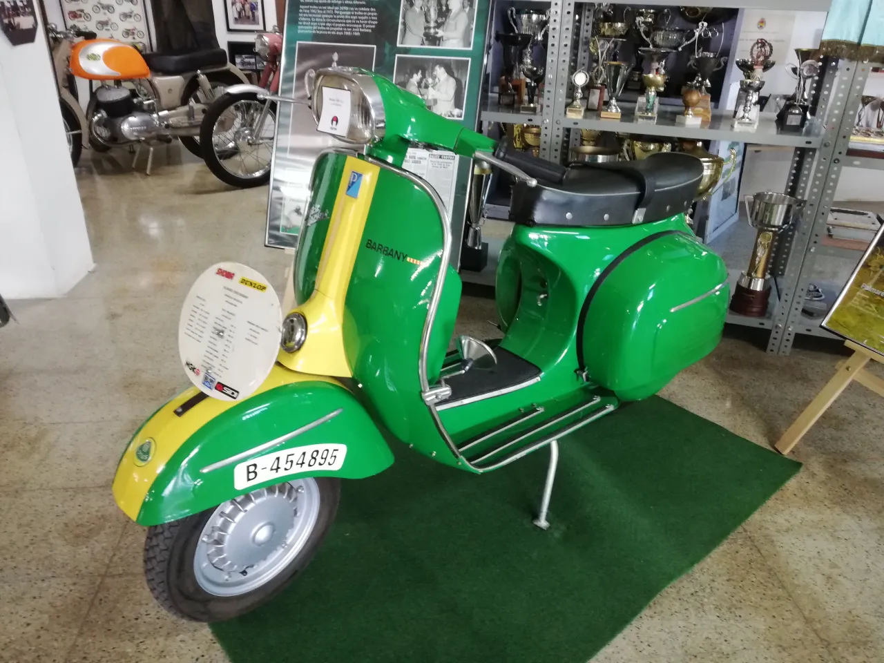 Vespa 150 Sprint uit 1966