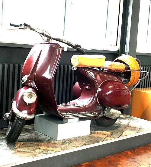 Vespa 125 Hoffmann scooter