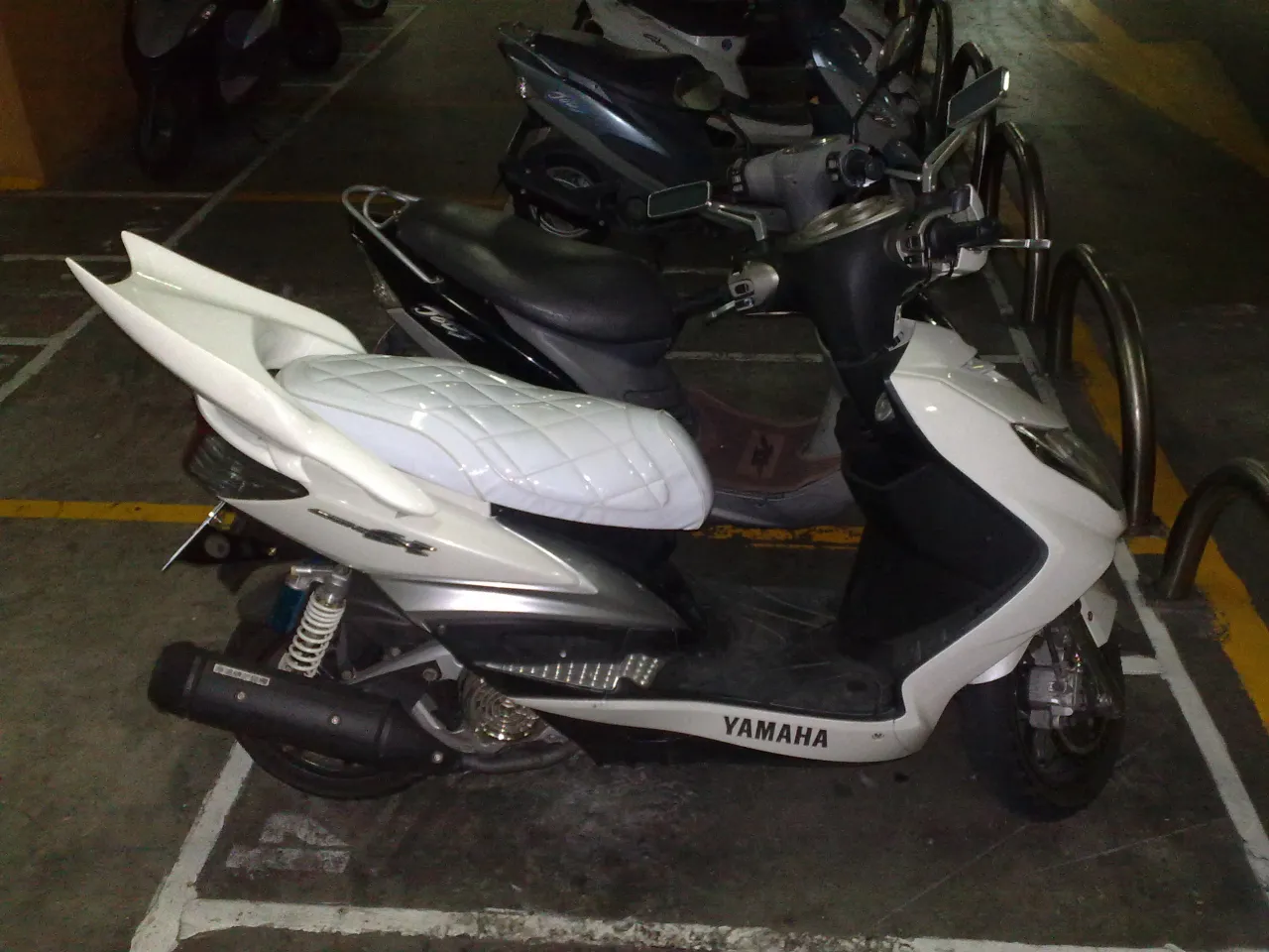 Yamaha Cygnus scooter