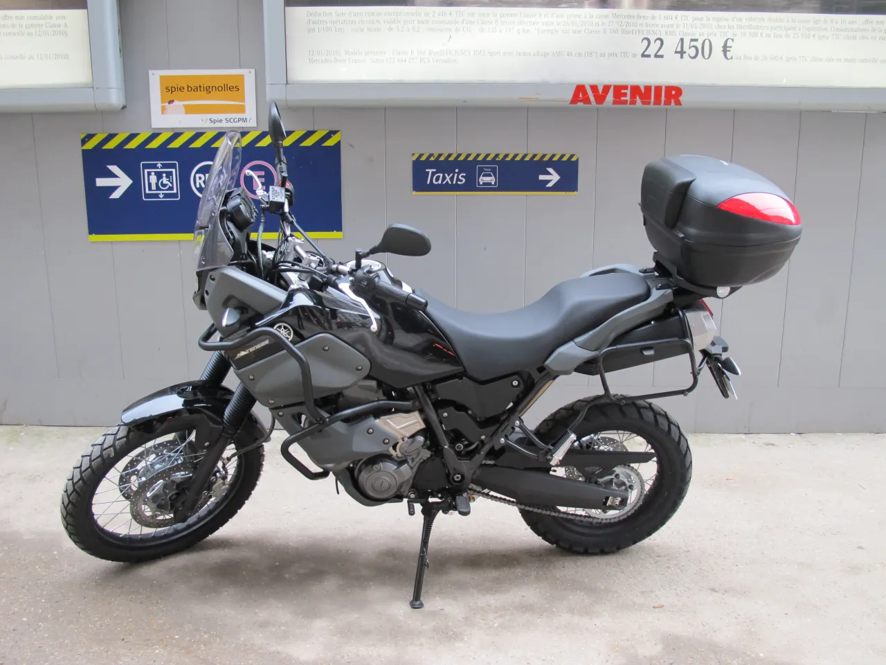 Yamaha XT660Z Ténéré linkerzijde