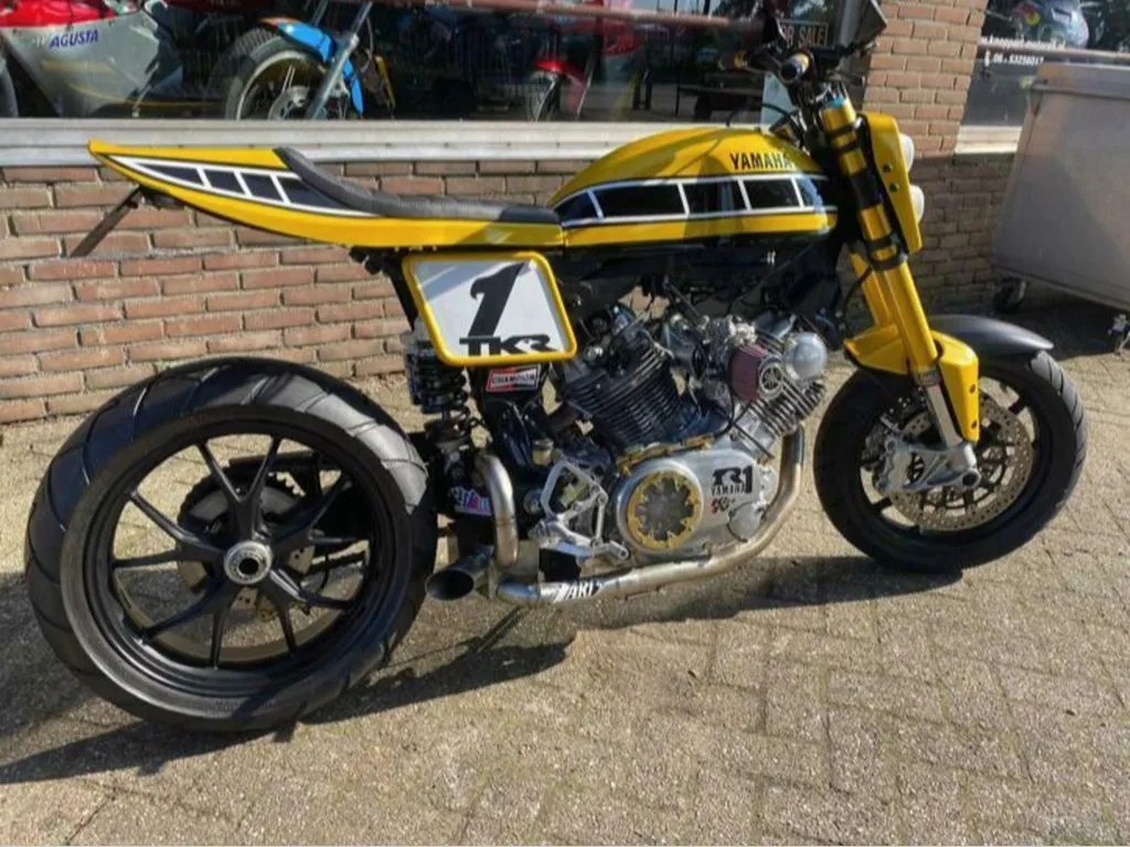 Yamaha XV 920