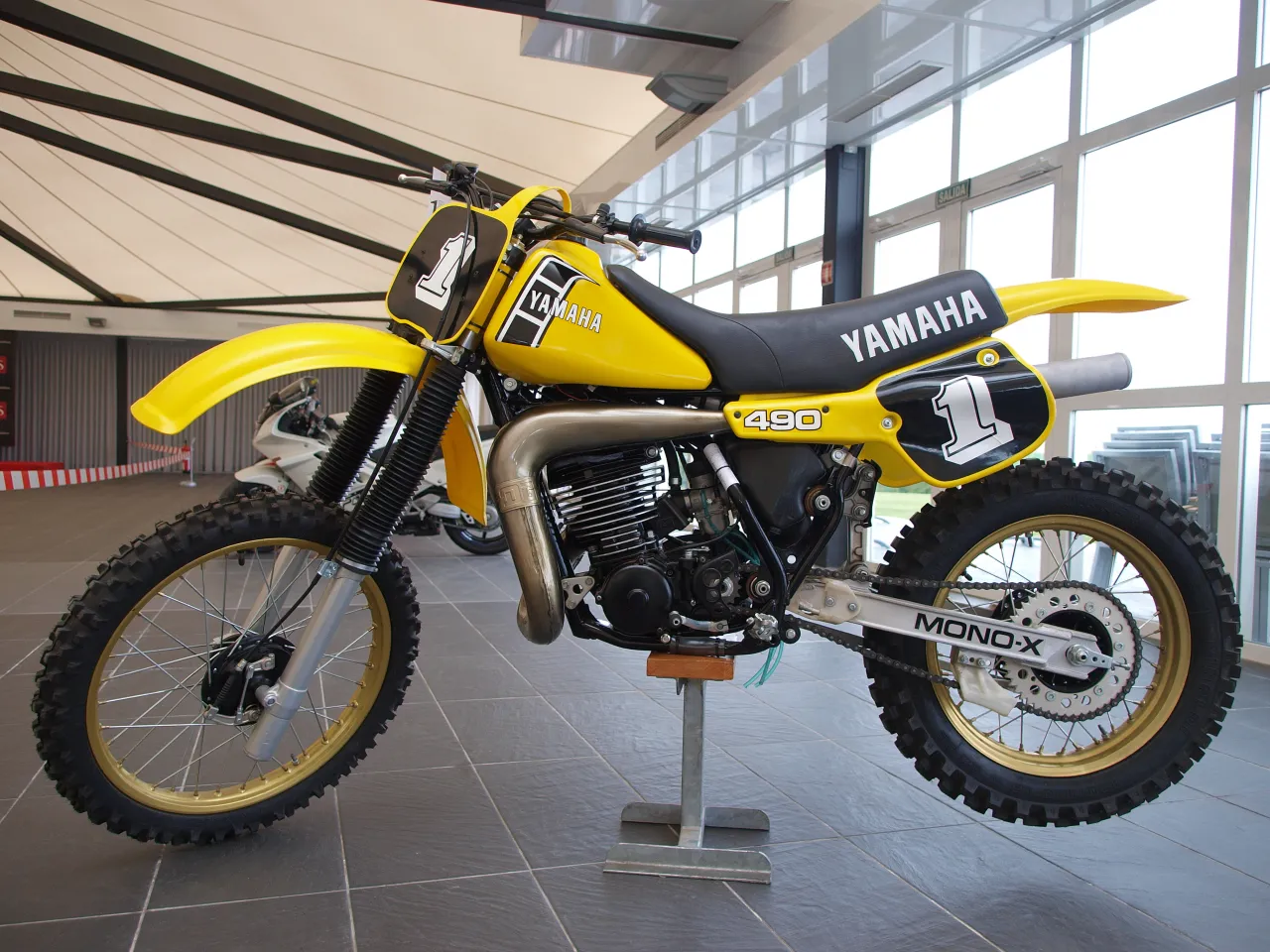 Yamaha YZ490