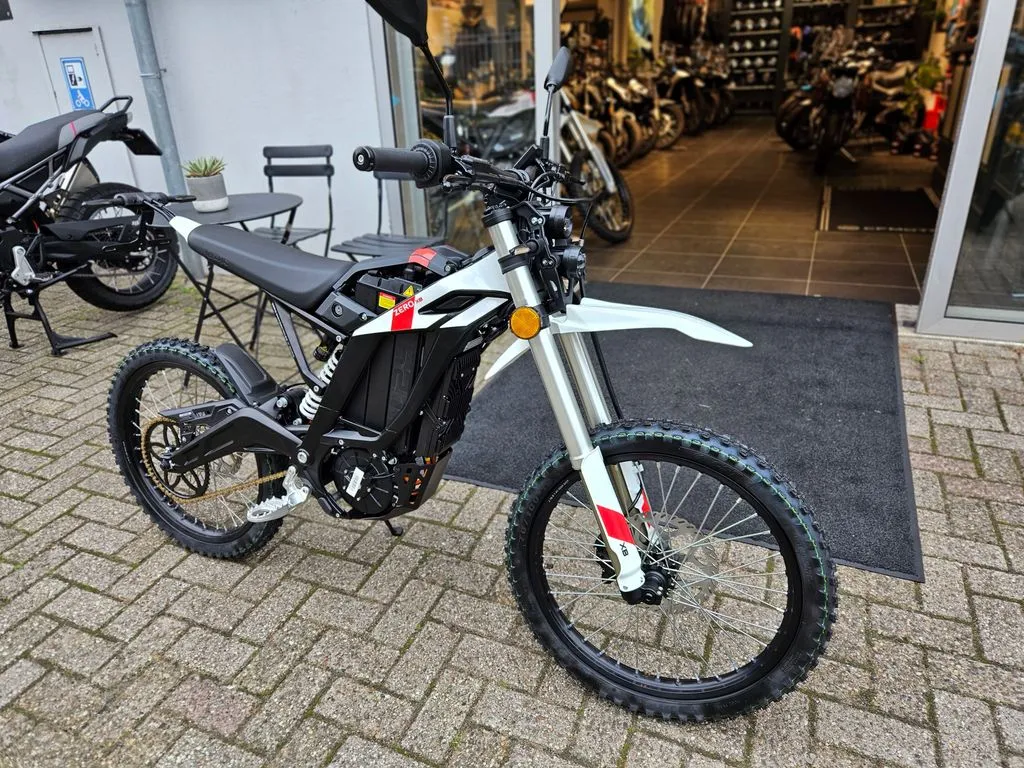 Zero XB