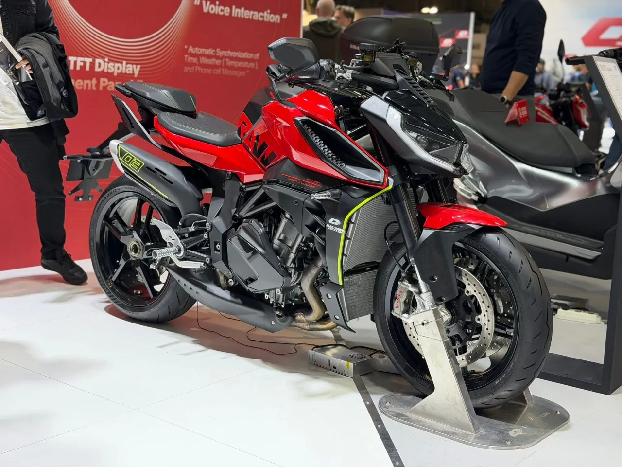 QJMotor SRK 921 2026 side profile