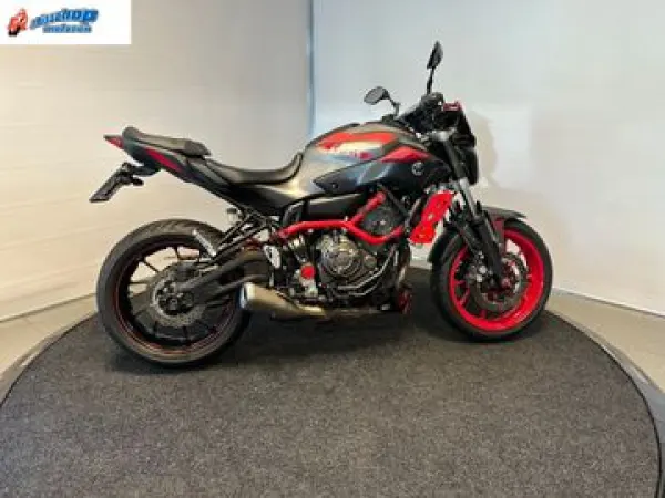 2015 Yamaha MT 07 Moto Cage ABS - € 5.350 (1/1)