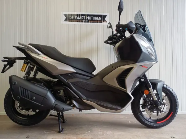 2026 Aprilia SR GT 400 - €7,950 (1/1)