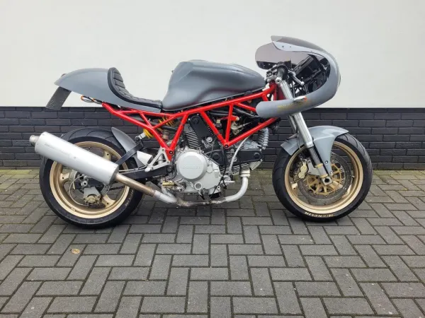 2001 Ducati 750 SS - € 1.999 (1/1)