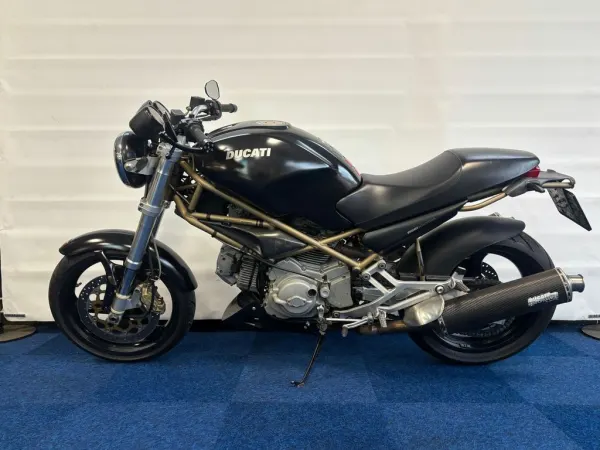 2001 Ducati M 600 - € 2.400 (1/1)