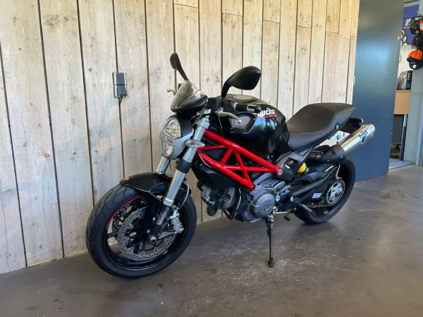 2010 Ducati M 796 - €5,900 (1/1)