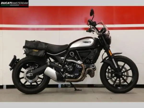 2020 Ducati Scrambler Icon Dark - €7,250 (1/1)
