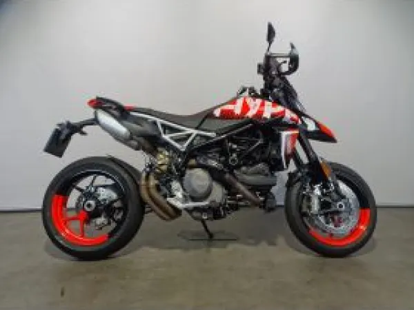 2023 Ducati Hypermotard 950 RVE - €14,490 (1/1)