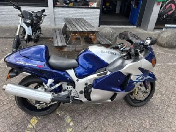2001 Suzuki GSX 1300 R - €7,250 (1/1)