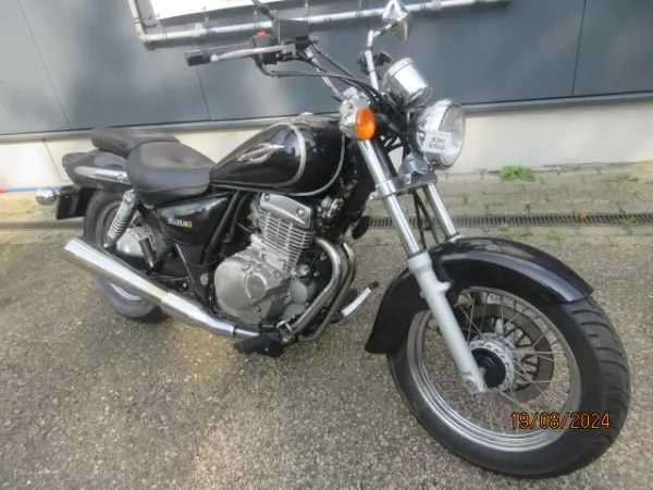 2004 Suzuki GZ 250 Marauder - € 1.399 (1/1)