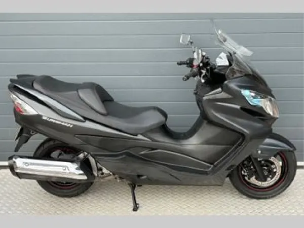 2015 Suzuki AN 400 Burgman ABS - € 3.750 (1/1)