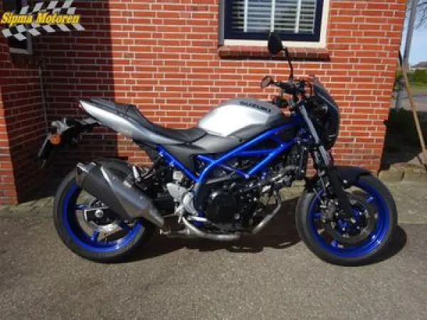 2020 Suzuki SV 650 N ABS - €5,699 (1/1)