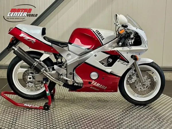 1992 Yamaha FZR 400 - € 9.990 (1/1)