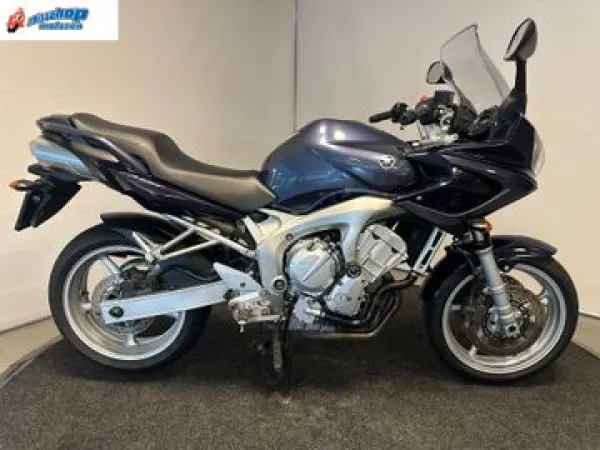 2004 Yamaha FZ 6 S Fazer - € 2.950 (1/1)