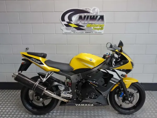 2004 Yamaha YZF R6 - € 6.950 (1/1)