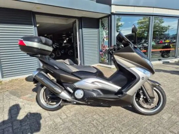 2011 Yamaha Tmax Tech Max - €5,750 (1/1)
