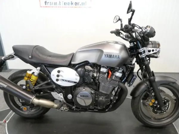 2015 Yamaha XJR 1300 - € 7.950 (1/1)