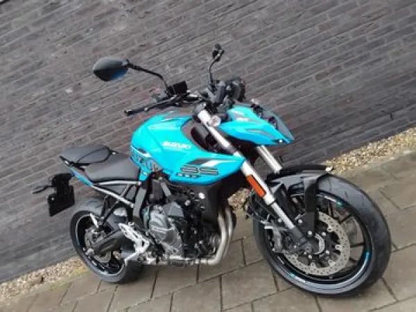 2025 Suzuki GSX-8S - € 8.450 (1/1)