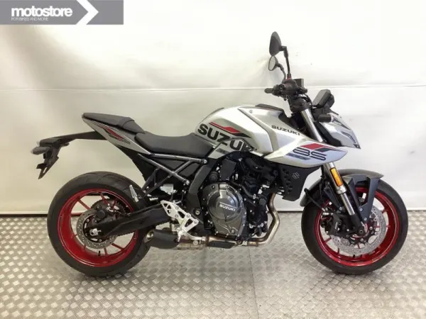 2025 Suzuki GSX-8S - € 9.299 (1/1)