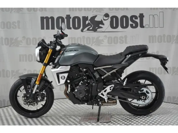 2025 Suzuki GSX-8T - € 10.998 (1/1)