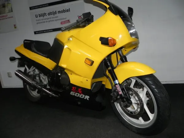 1990 Kawasaki GPX 600 R - €2,350 (1/1)