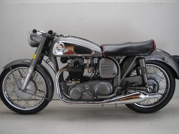 1958 Norton Dominator - € 8.500 (1/1)