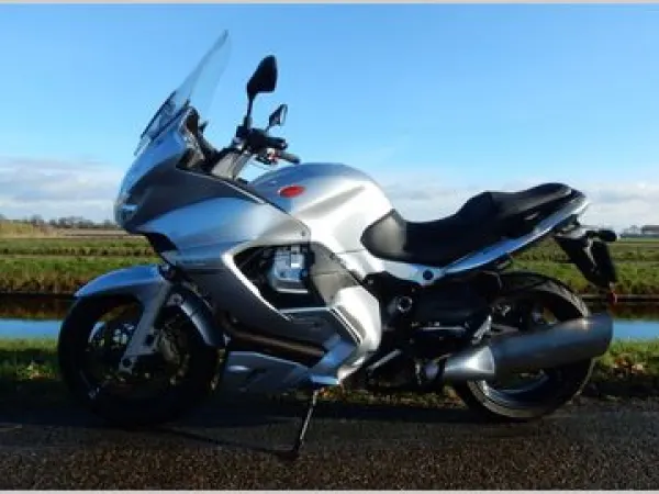 2011 Moto Guzzi Norge GT ABS - € 6.250 (1/1)