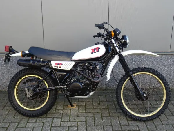 1982 Yamaha XT 250 - €3,745 (1/1)