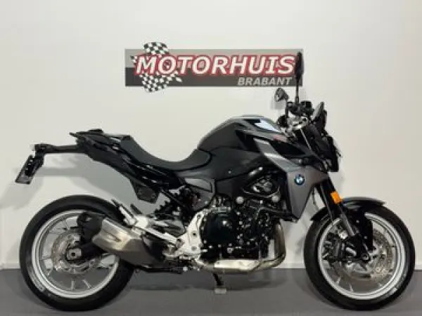 2021 BMW F 900 R - €8,250 (1/1)