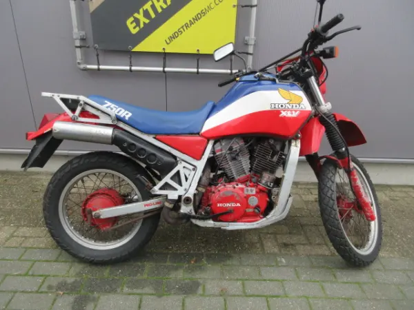 1985 Honda XLV750 R RD01 - € 3.900 (1/1)