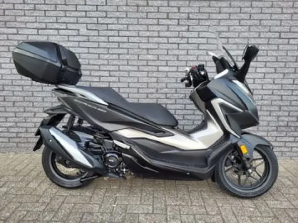 2021 Honda NSS 350 Forza - €5,650 (1/1)