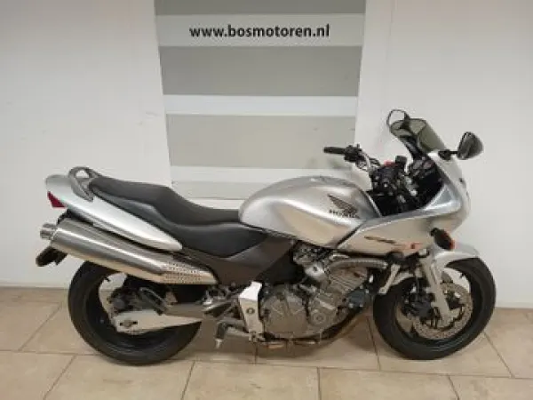 2002 Honda CB 600 F Hornet - €2,995 (1/1)