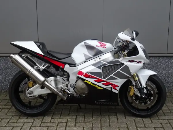 2003 Honda VTR 1000 SP 2 - € 8.945 (1/1)