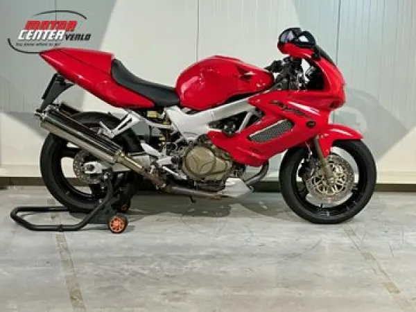 2006 Honda VTR 1000 F Firestorm - € 3.190 (1/1)