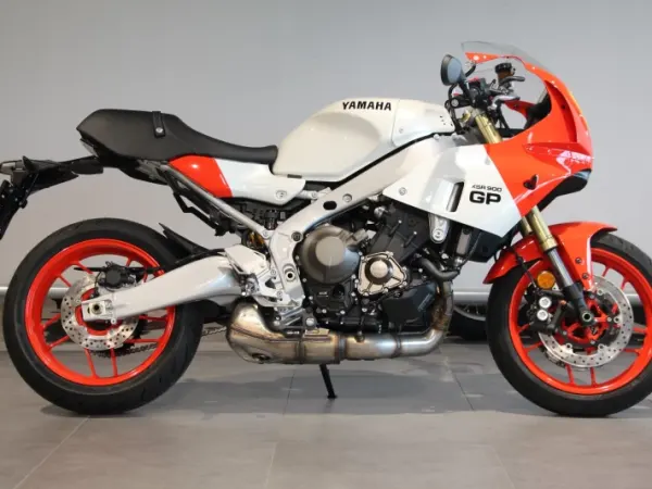 2025 Yamaha XSR 900 - € 13.740 (1/1)