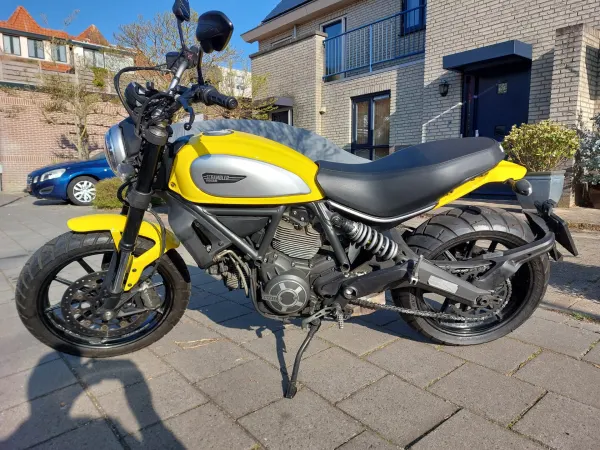 2015 Ducati Scrambler Icon - €6,250 (1/1)