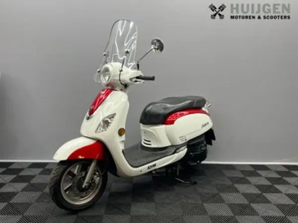 2016 SYM Fiddle II 125 - € 2.195 (1/1)