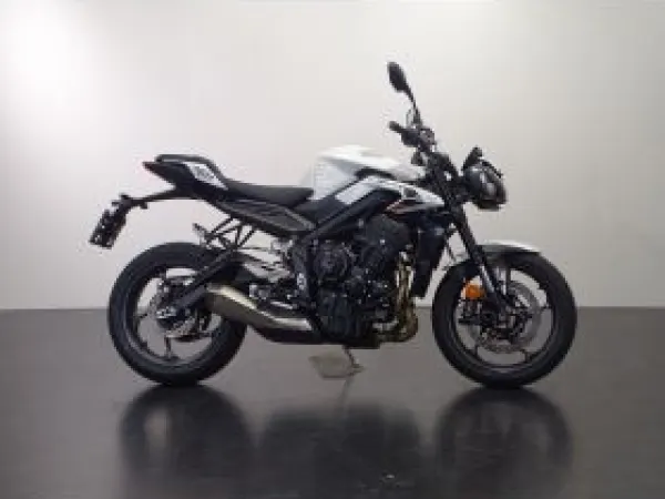 2026 Triumph Street Triple - € 11.990 (1/1)