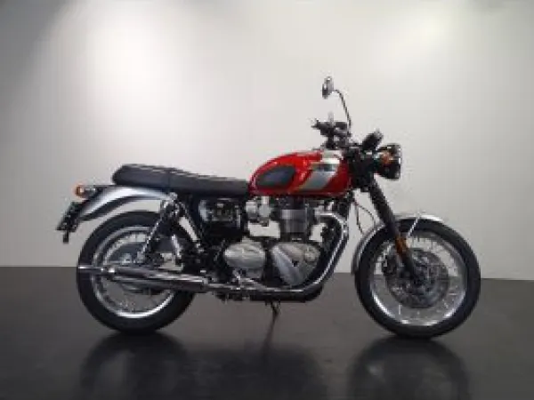 2026 Triumph Bonneville T 120 Elvis Special Edition - € 18.490 (1/1)