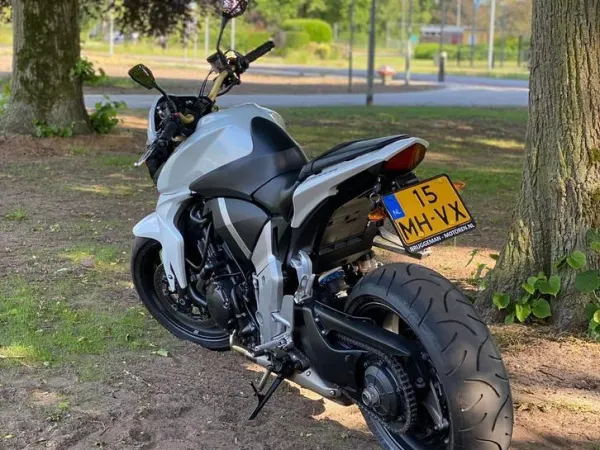 2011 Honda CB 1000 R - €5,500 · Bidding (1/1)