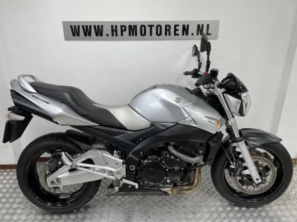 2008 Suzuki GSR600 GSR 600 A ABS Bovaggarantie Nieuwstaat ! Suzuk - € 3.950 (1/1)