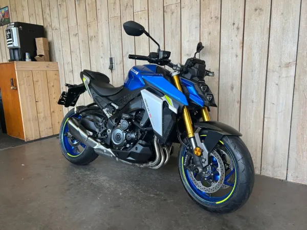 2022 Suzuki GSX-S 1000 ABS - € 11.750 · Bieden (1/1)